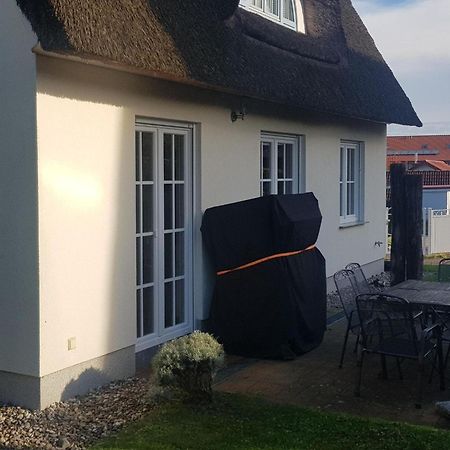 Reetdachhaus Mit Eigenem Strandkorb In Wohlenberg An Der Ostsee Luaran gambar