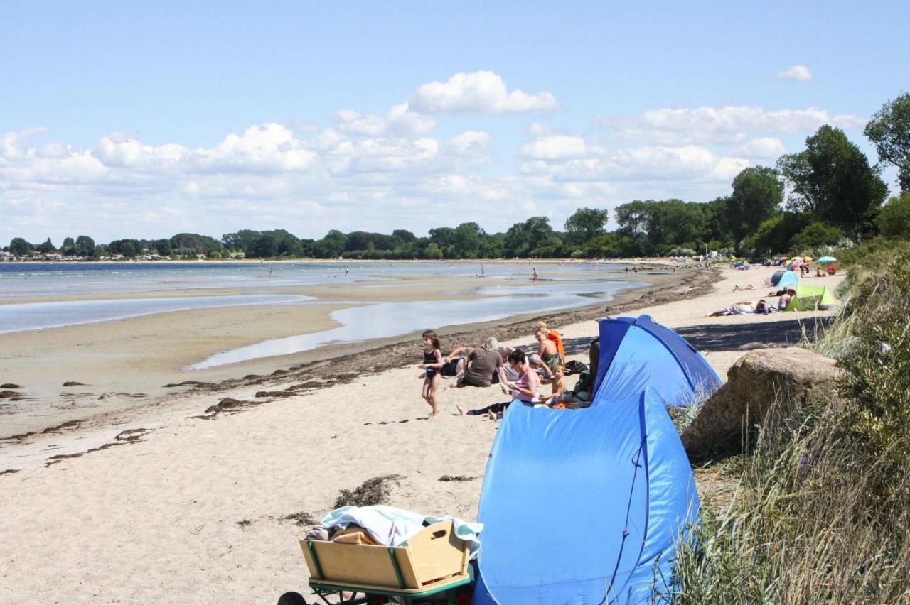 Reetdachhaus Mit Eigenem Strandkorb In Wohlenberg An Der Ostsee Luaran gambar