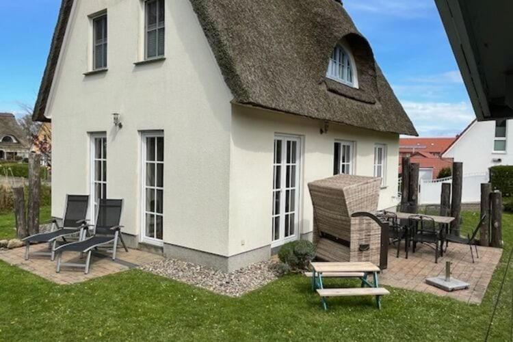 Reetdachhaus Mit Eigenem Strandkorb In Wohlenberg An Der Ostsee Luaran gambar